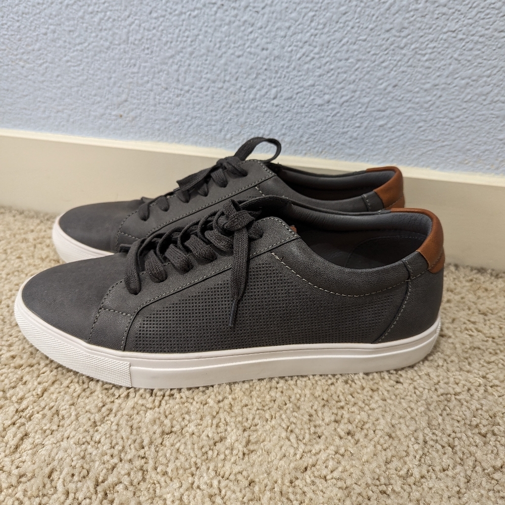 14th and Union Casual shoes